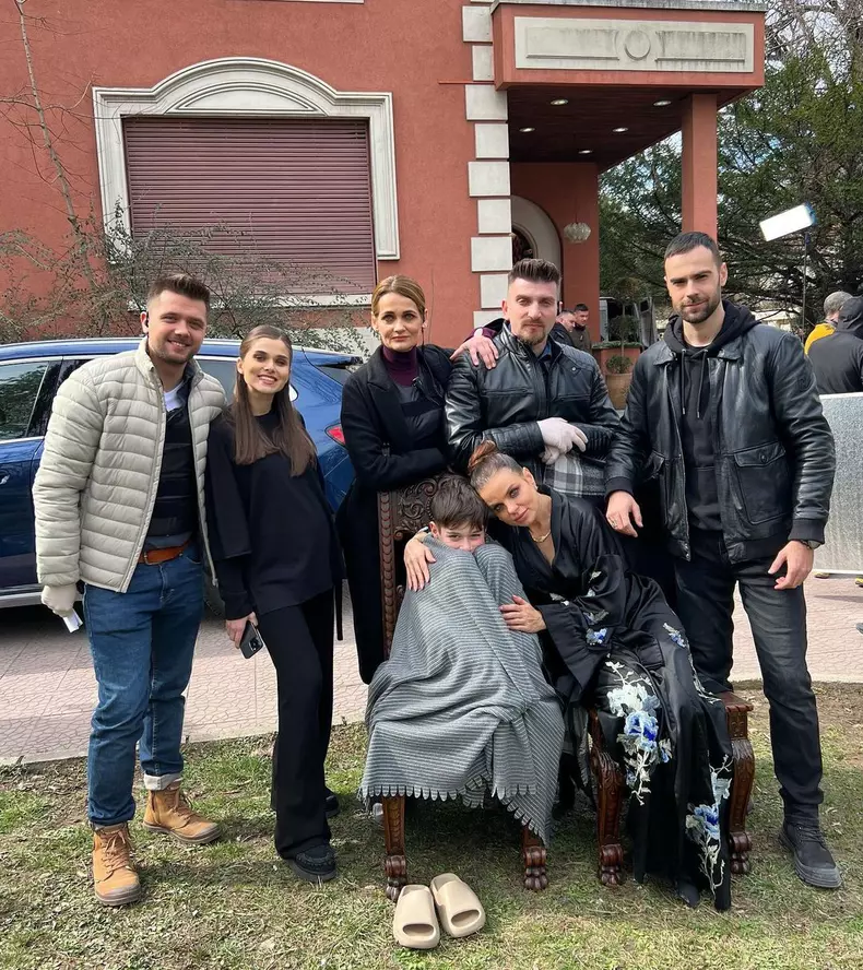 cand-are-premiera-sezonul-3-din-clanul-5