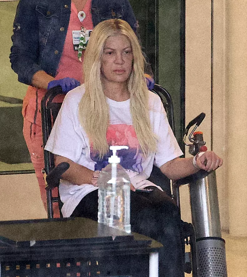 Tori Spelling, imagini îngrijorătoare. Cum au surprins-o paparazzi la ieșirea din spital