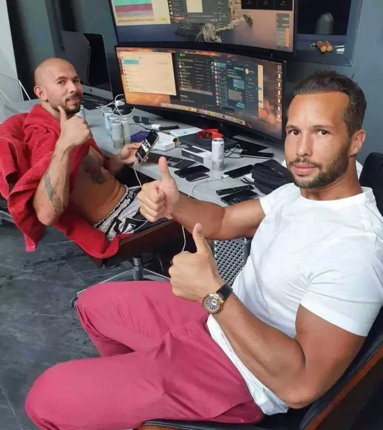 fratii-tate.jpg1