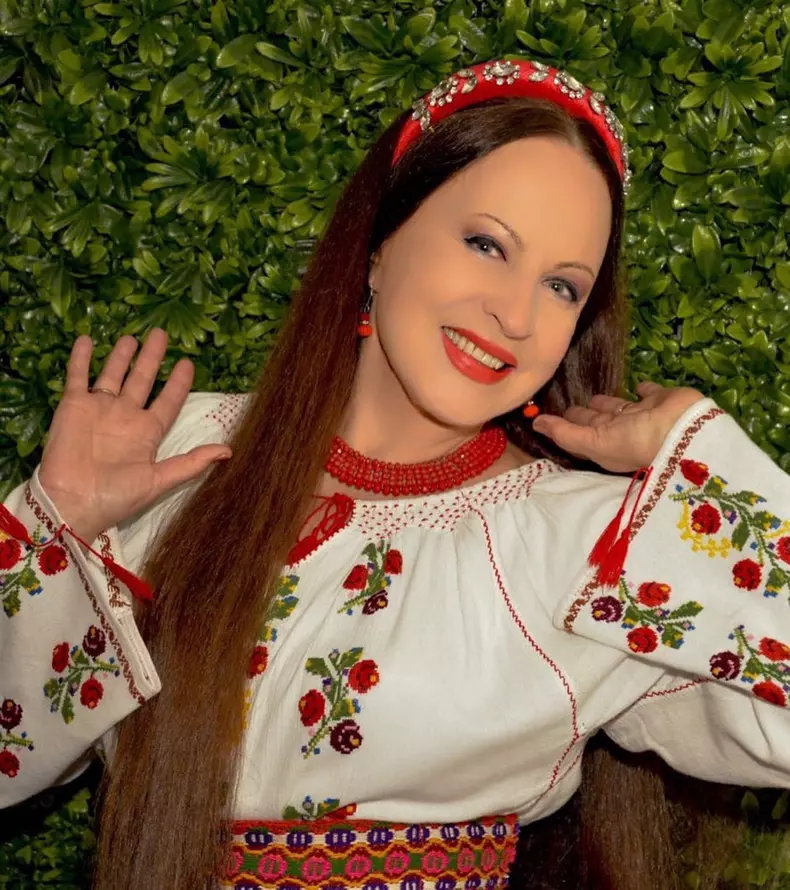 Maria-Dragomiroiu-despre-parul-ei-lung-4