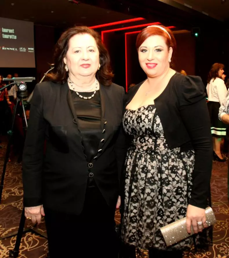 Oana-Roman-și-Mioara-Roman-3