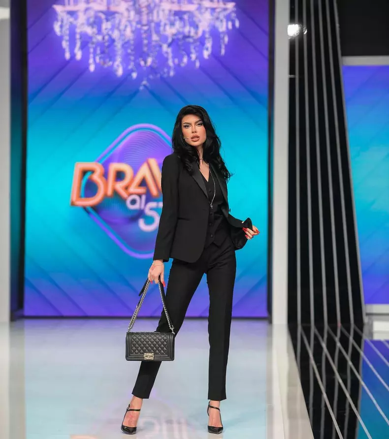 ce-face-alexandra-cu-banii-marele-premiu-de-la-bravo-ai-stil-2023-5