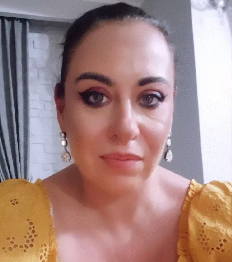 oana roman fara machiaj
