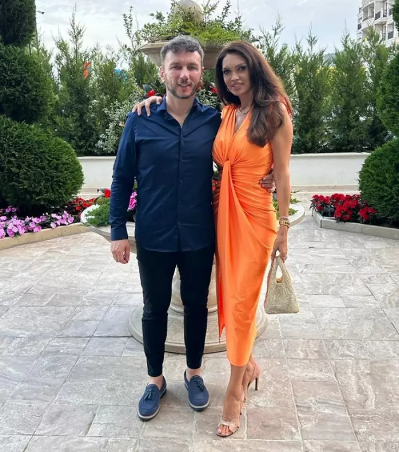 cristina si sotul ei