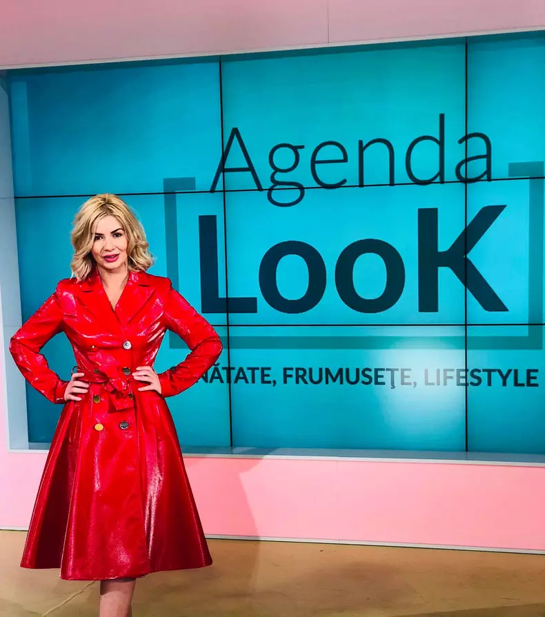 43167765_1905770062804609_7886434496696811520_n