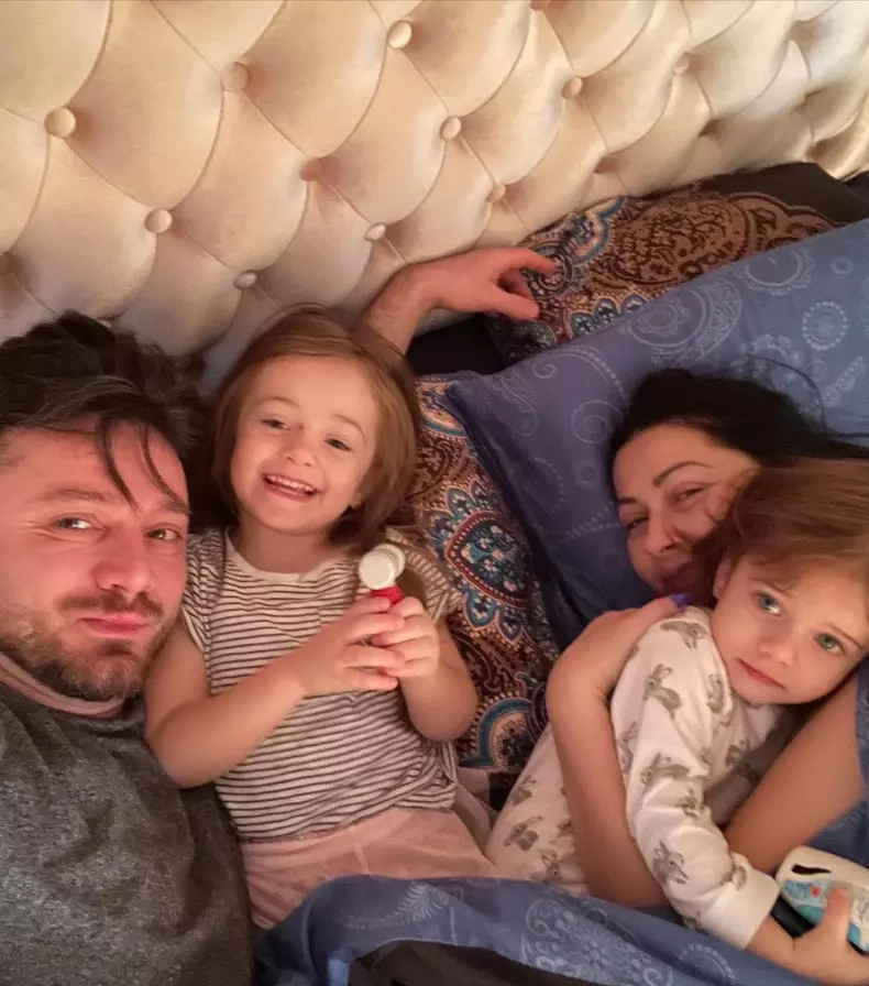Gabriela Cristea Tavi Clonda copii