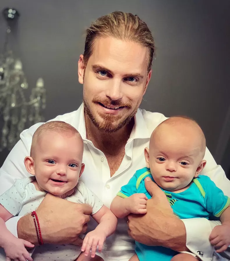 gemenii-alinei-laufer-6-luni-petrecere-1-Copy-Copy