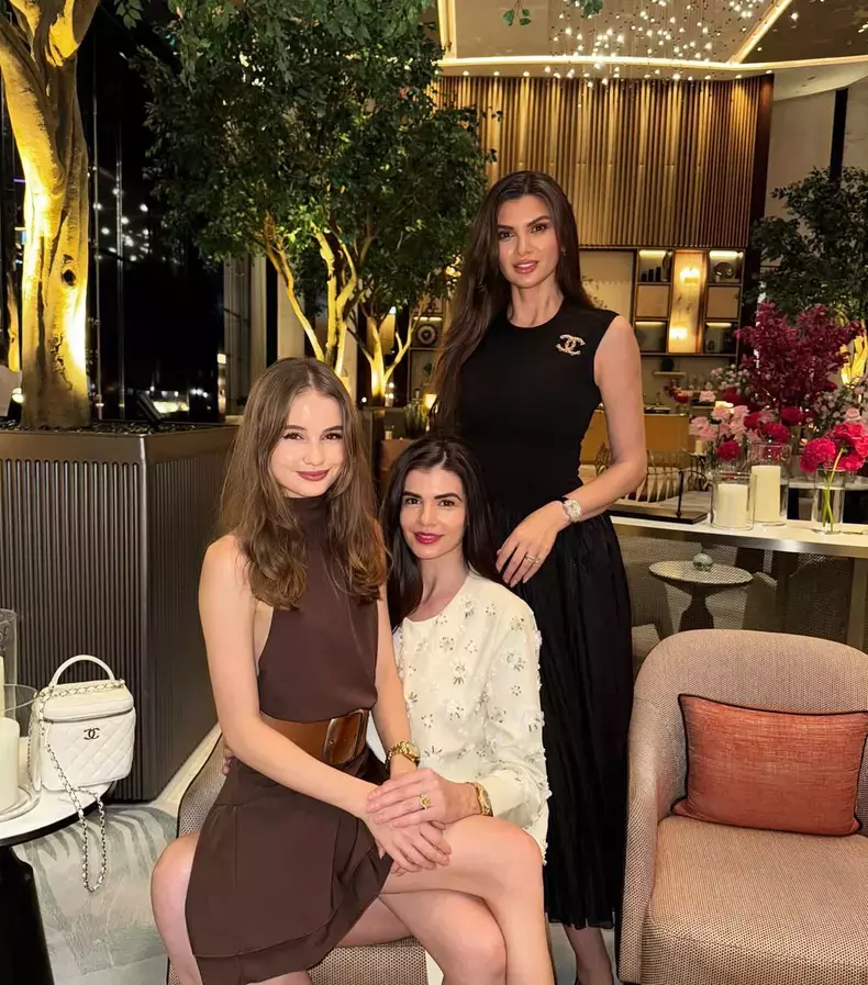 irina-columbeanu-ramona-si-monica-gabor