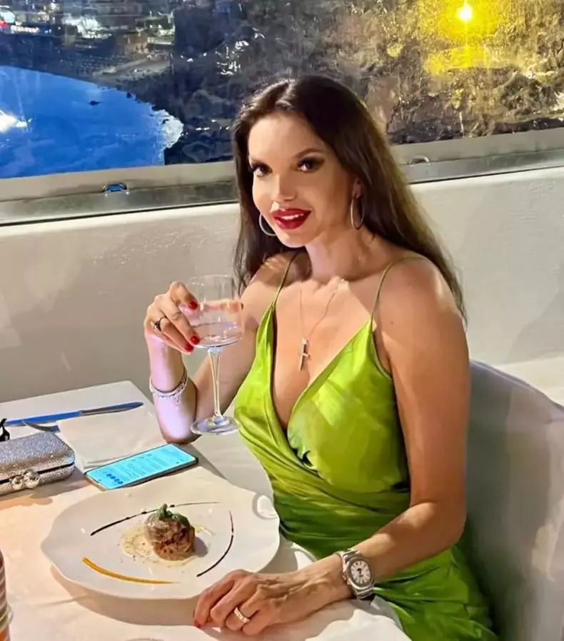 cristina spatar iubit