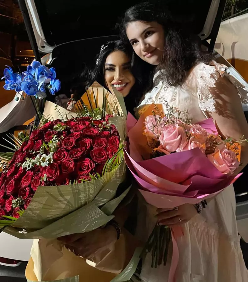 alessia georgescu si eniko
