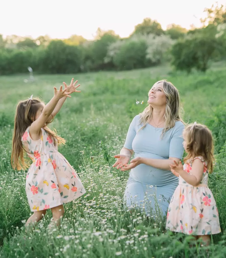 Laura-Cosoi-a-nascut-Ce-nume-au-ales-ea-si-sotul-ei-pentru-cea-de-a-treia-fiica-3