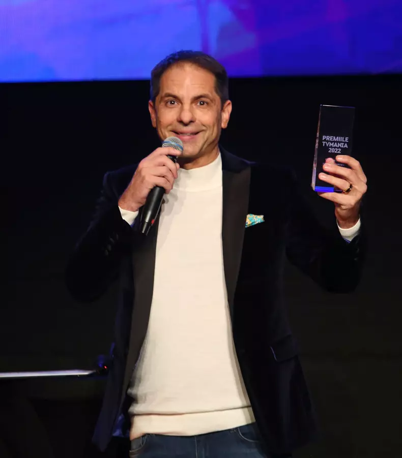 Dan Negru, discurs emoționant pe scena Premiilor TVmania 2022. Ce a spus despre regretatul Andrei Gheorghe (2)