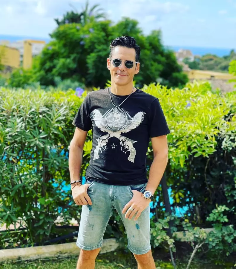 Ce-studii-are-Stefan-Banica-7