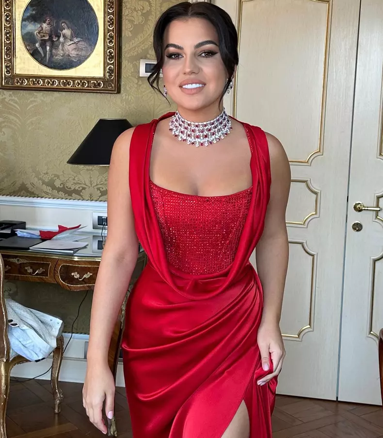 Romina Gingașu Ferrari (13)