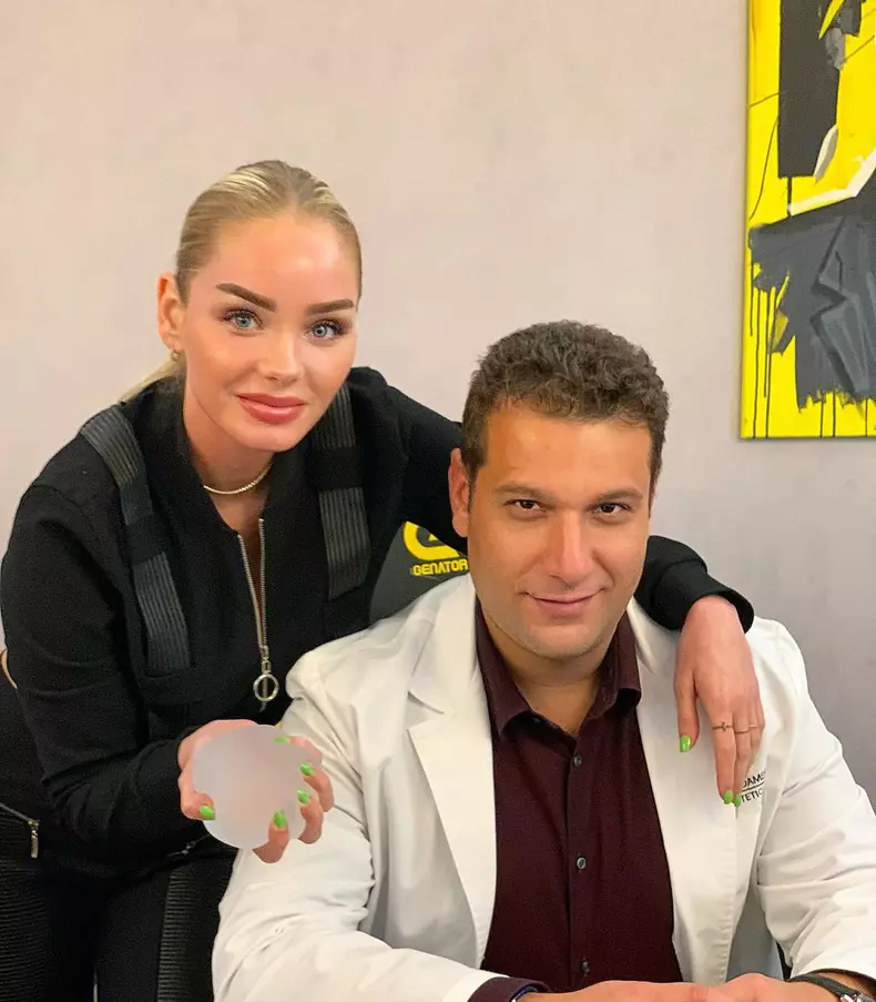 Ce-interventii-estetice-si-a-facut-Maria-Constantin-1