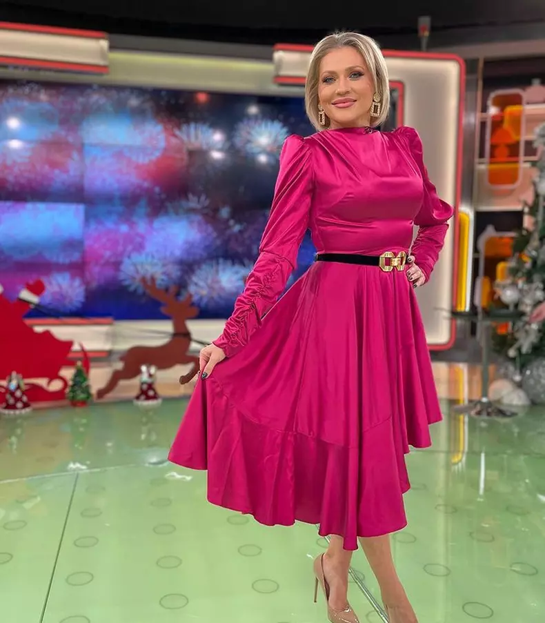 Mirela mama a trei copii