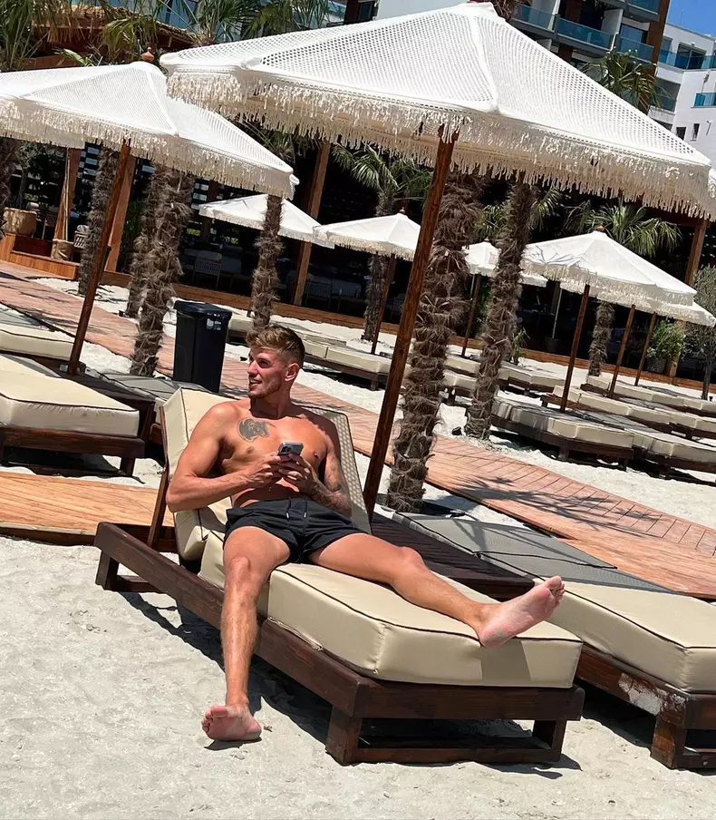 Cu ce se ocupă Alex Delea, la un an de când a câștigat trofeul „Survivor România”. Viața i s-a schimbat radical (7)