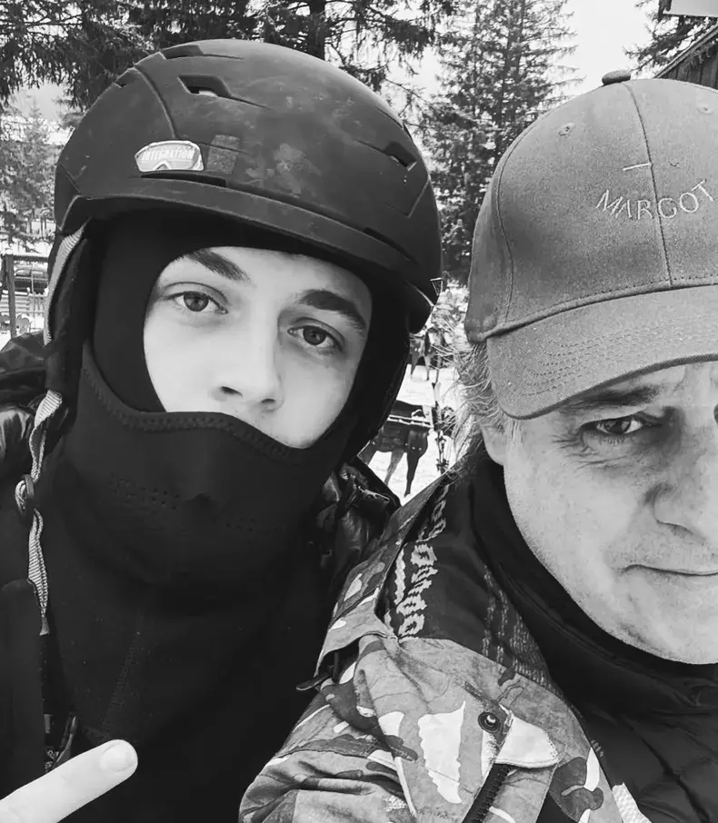 familie esca 9