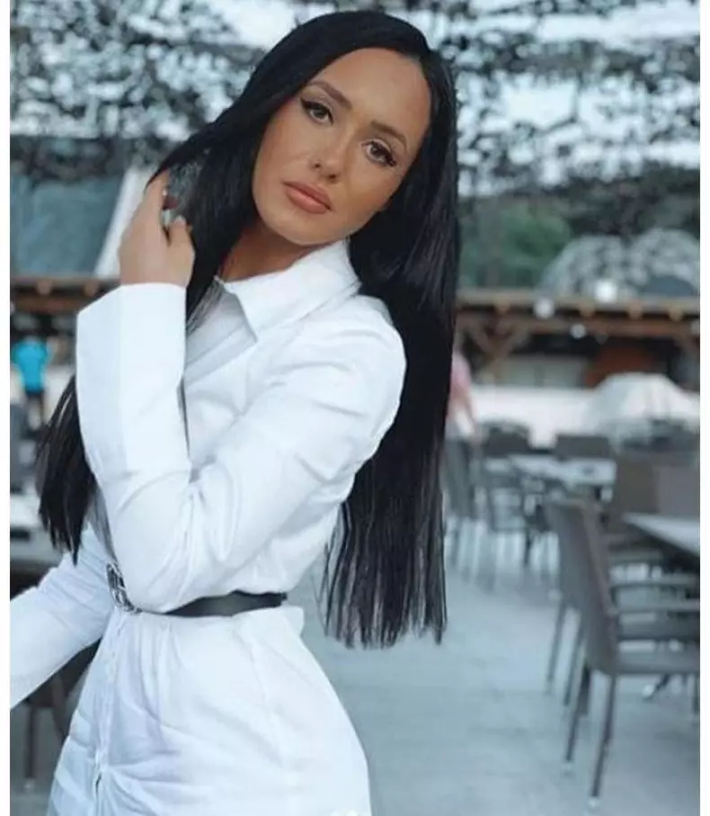 Ella-Puterea-Dragostei-iubit-3