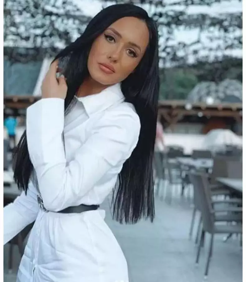 Ella-Puterea-Dragostei-iubit-3