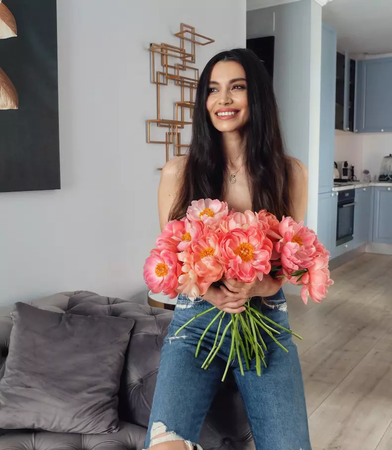 ce-cadou-a-primit-lili-sandu-de-la-silviu-tolu-la-42-de-ani-1