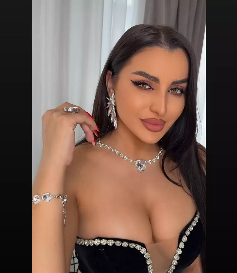 Larisa-Popa-7