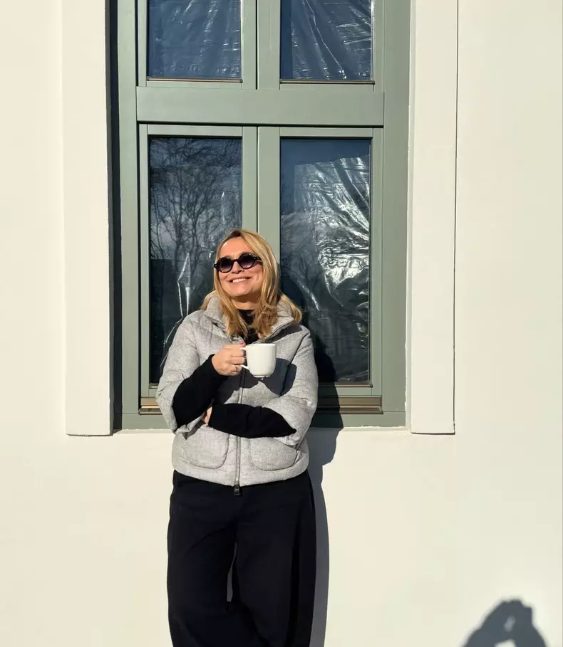 andreea-esca11