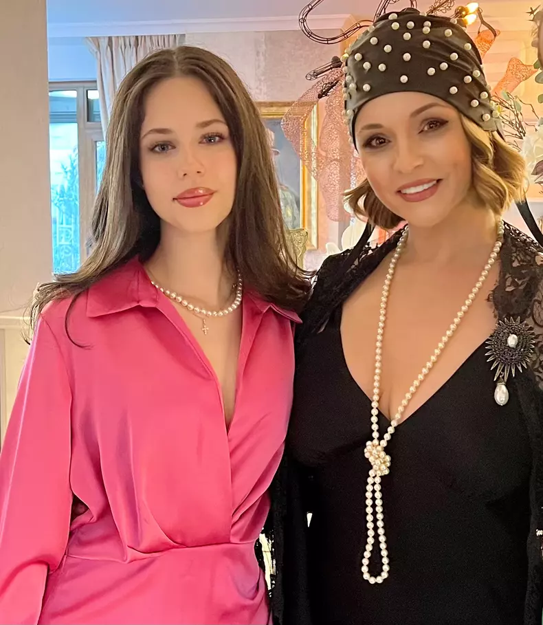 andreea-marin-si-violeta-1