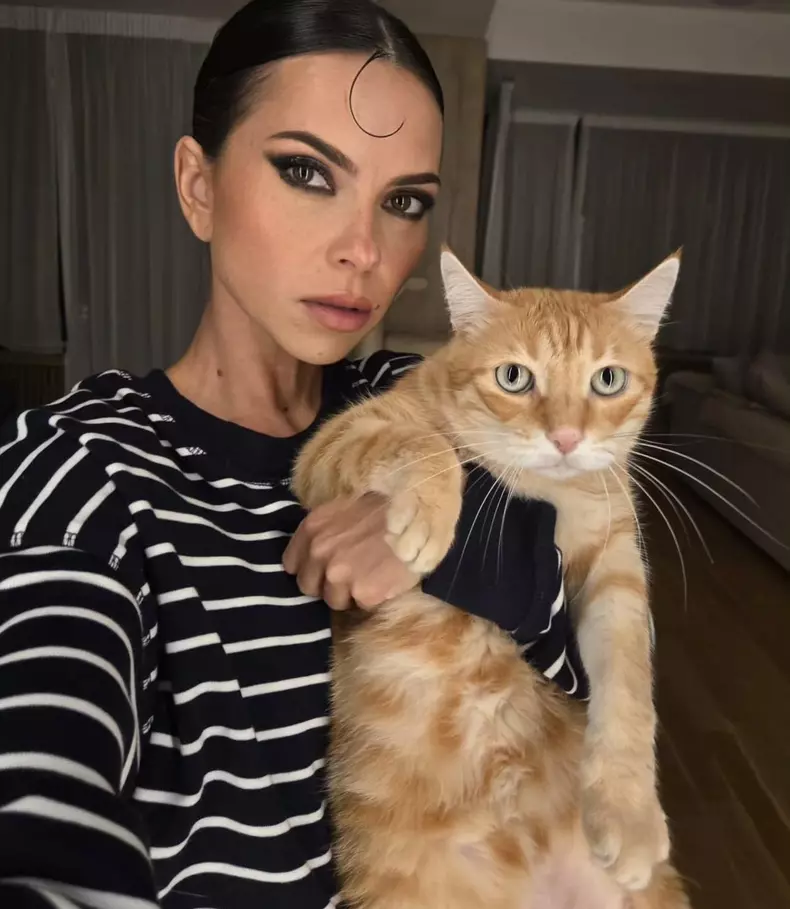 Inna (6)