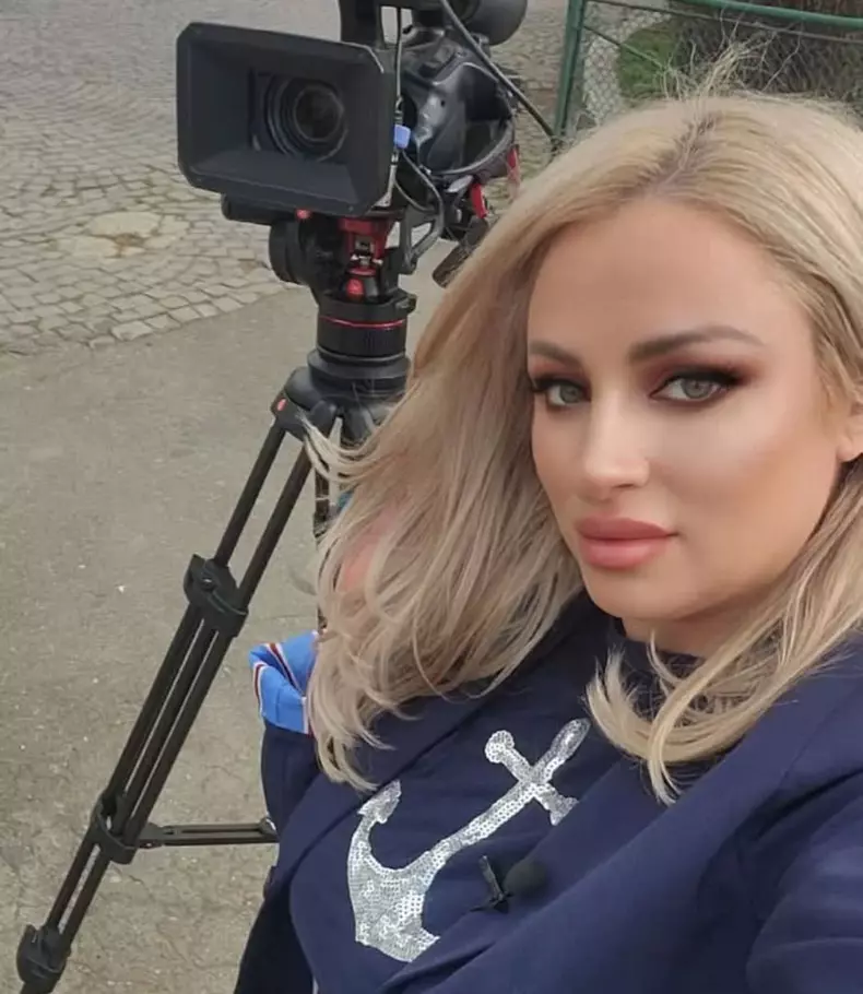 Sânziana Buruiană6