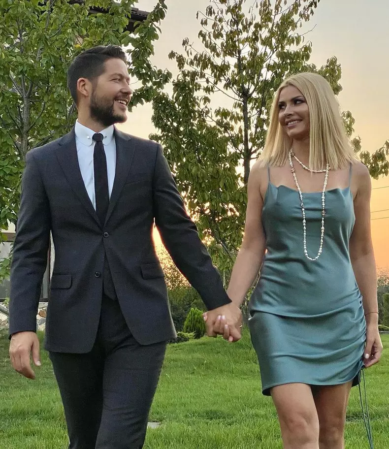 Jorge și soția lui, Ramona Prodea