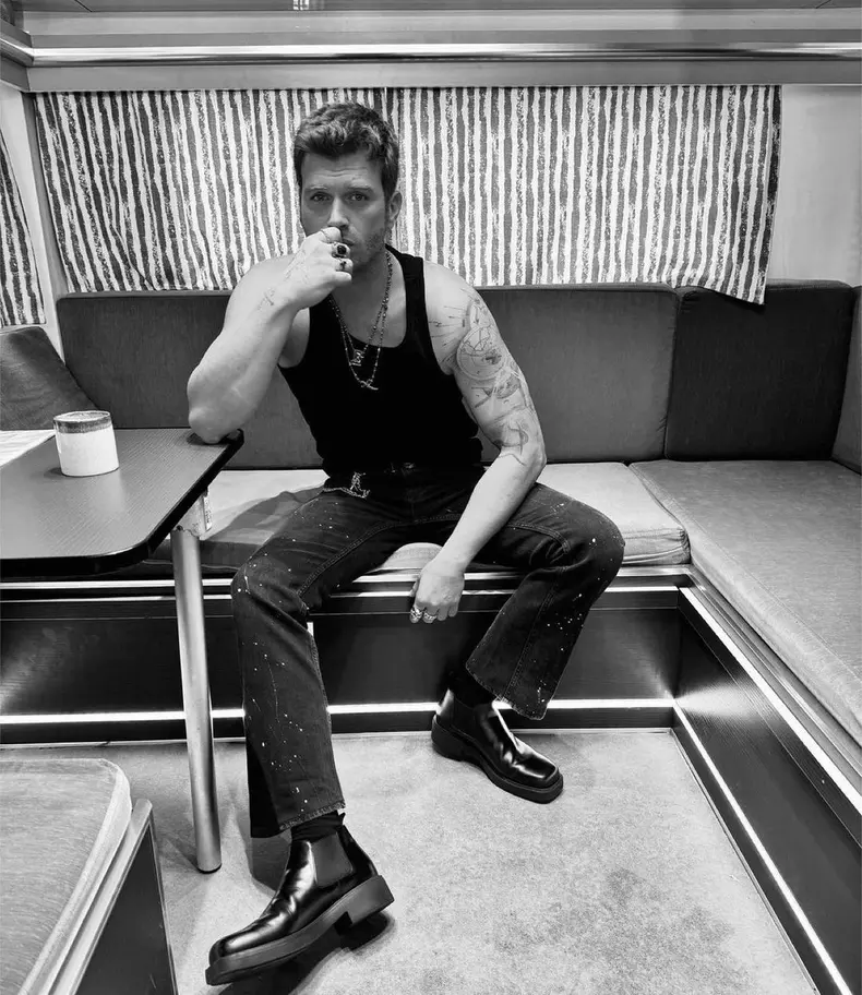 kivanc-tatlitug-3