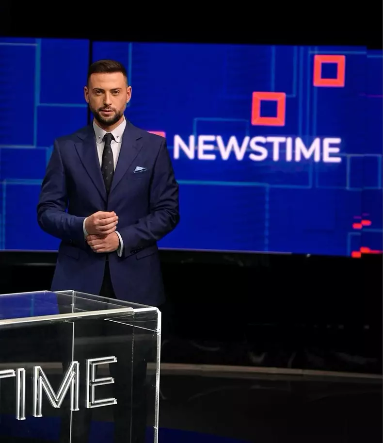 Radu-Andrei-Tudor-prezentator NEWSTIME (1)