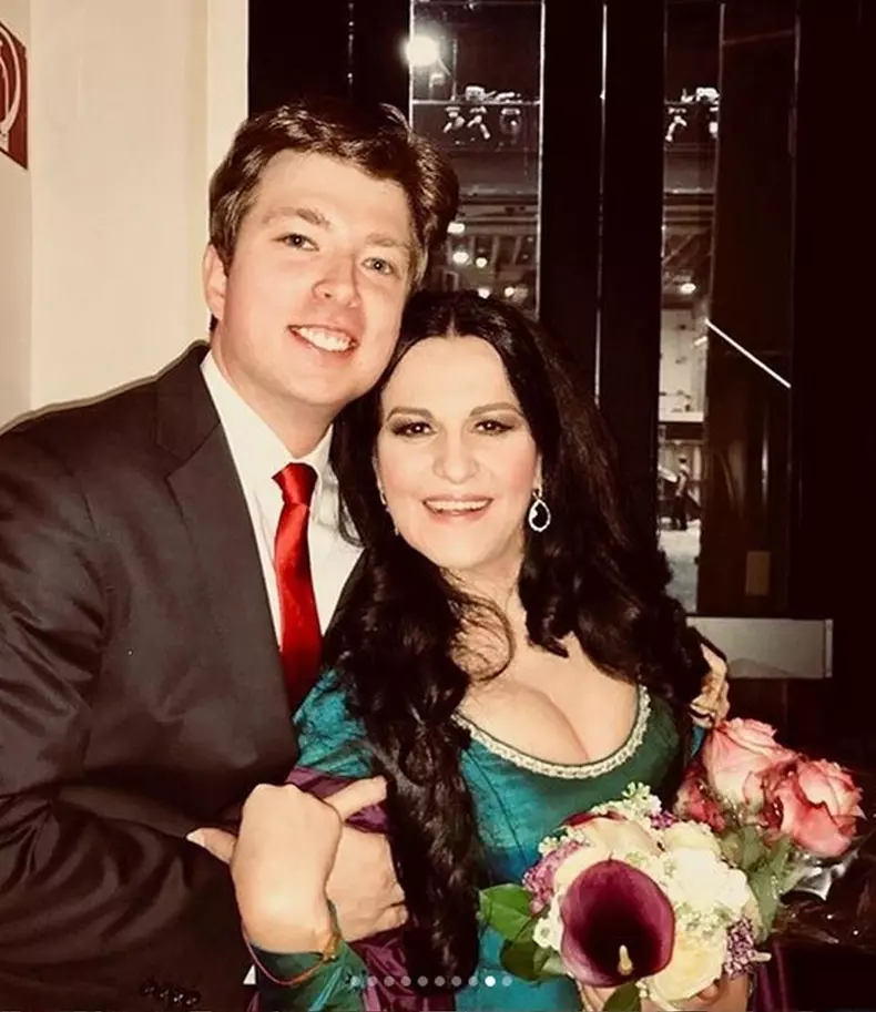 Angelagheorghiusiiubitul5