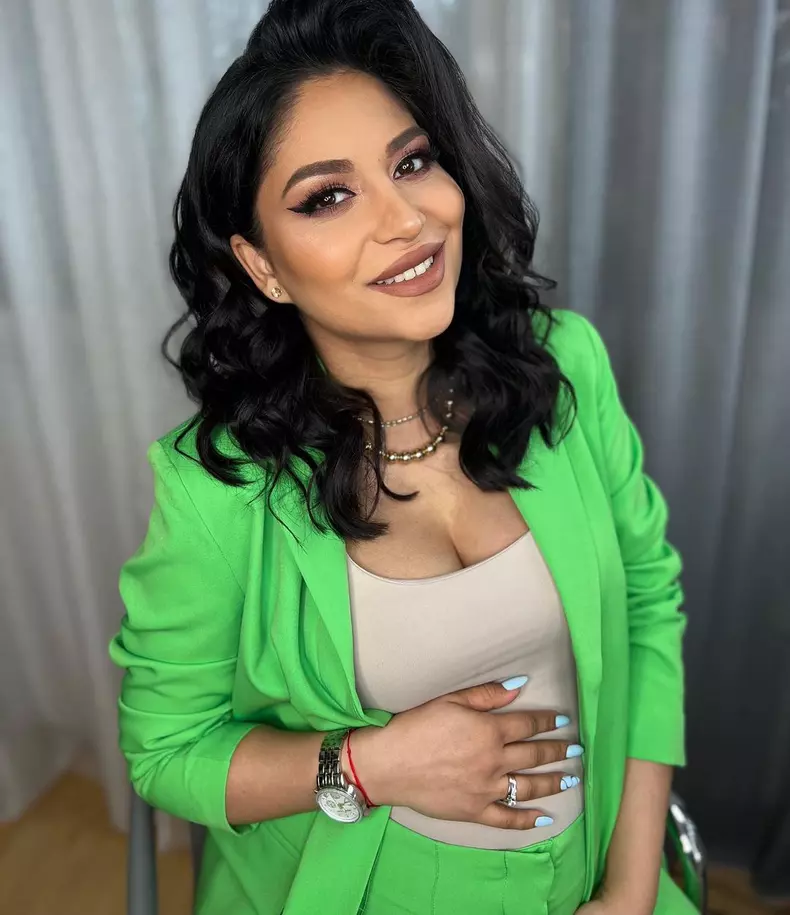 nasrin-ameri-fosta-prezentatoare-de-la-antena-stars-a-nascut-3