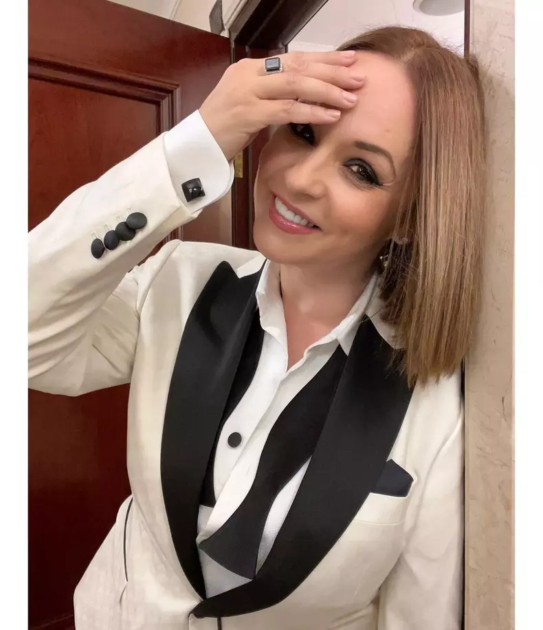 andreea-marin-blonda-10