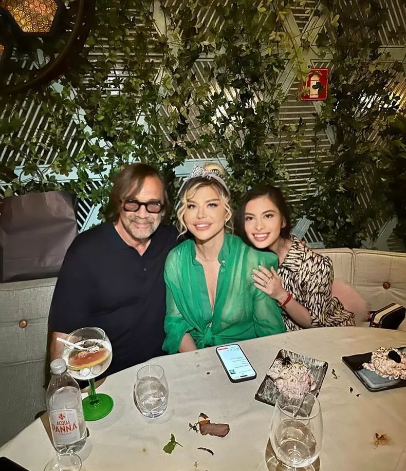 Loredana a împlinit 53 de ani. Cum și-a petrecut vedeta Antenei 1 ziua de naștere