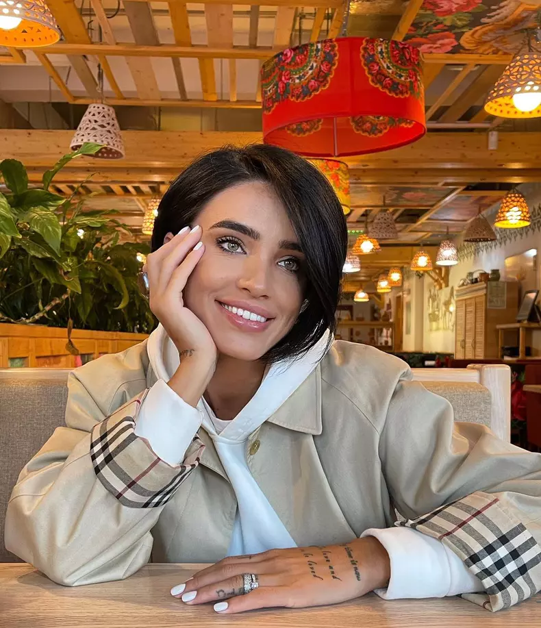 iulia-albu-adelina-pestritu-6