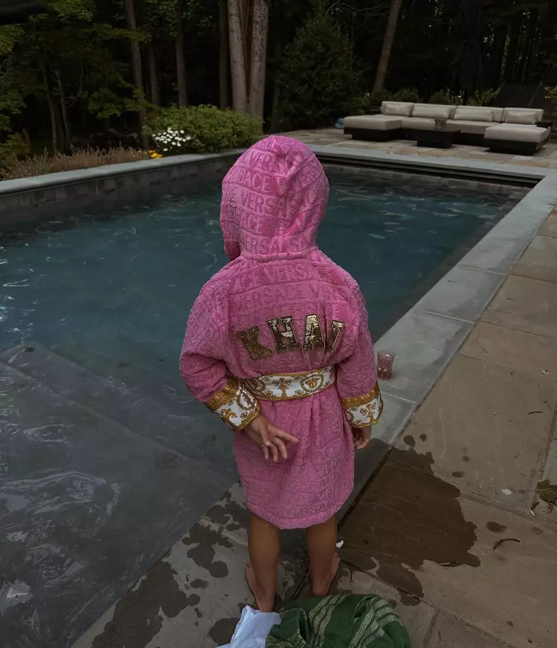 Fiica lui Gigi Hadid (2)