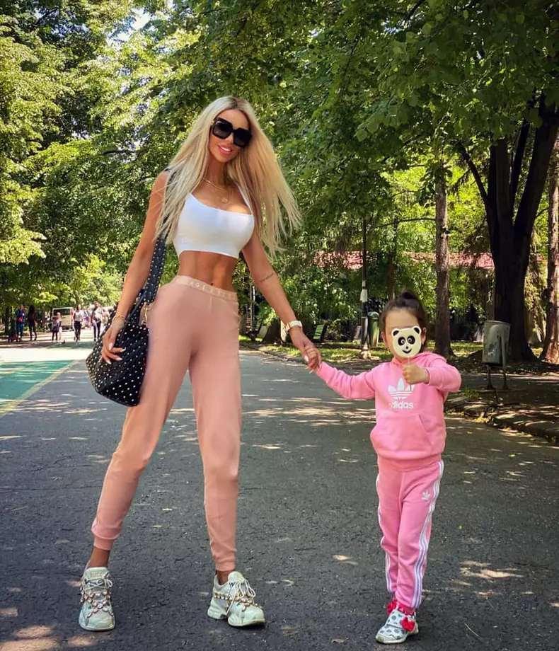 bianca-dragusanu-a-avut-mari-probleme-cu-sofia-ce-a-patit-micuta-8