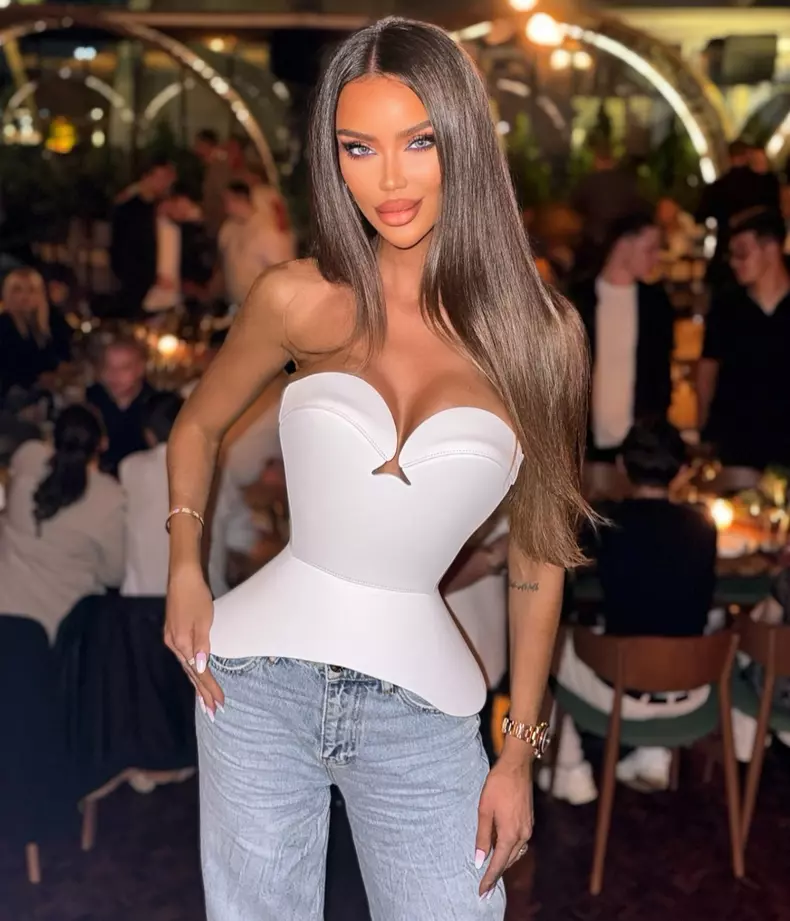 bianca dragusanu3
