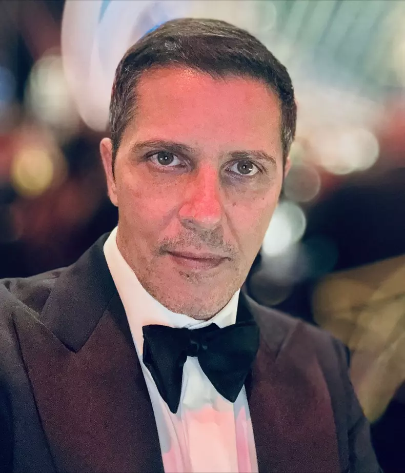 lucian viziru selfie