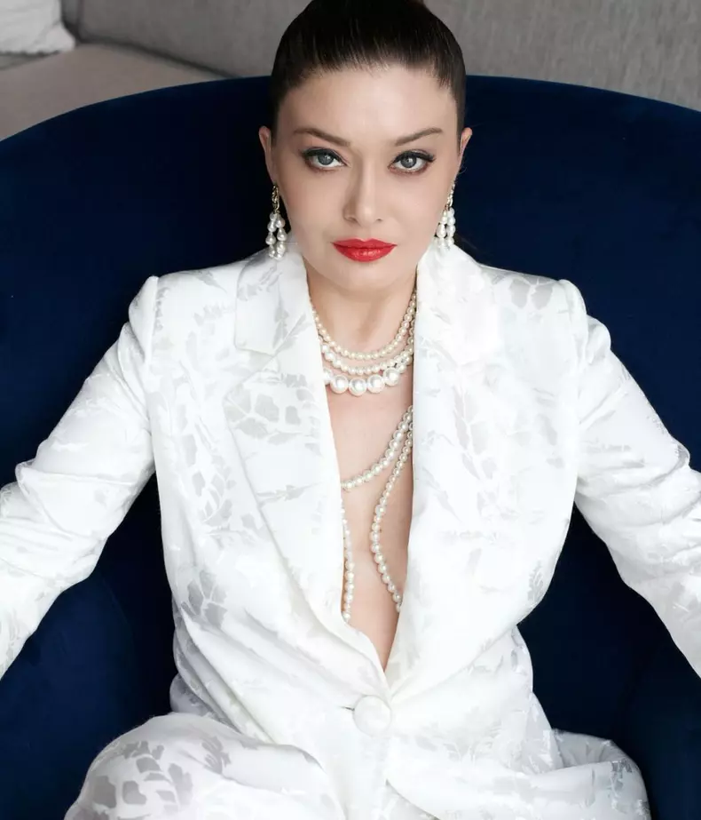 Ce mai face Nurgül Yeşilçay. Protagonista din „Furtună pe Bosfor” a semnat pentru un nou serial