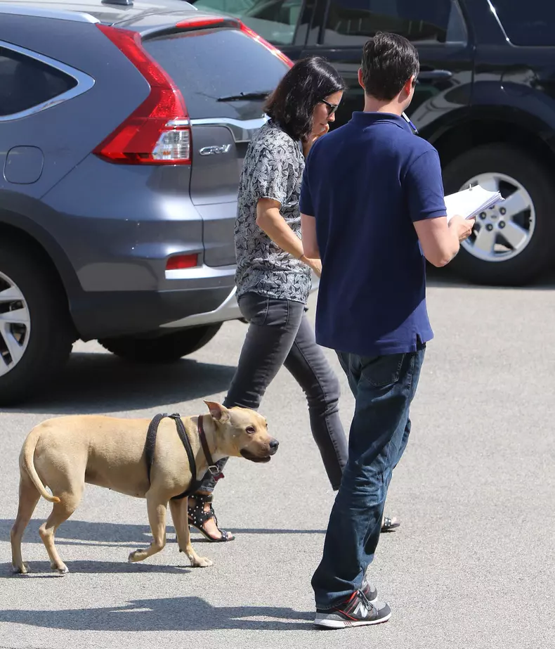 Courteney Cox Stops By Her Office