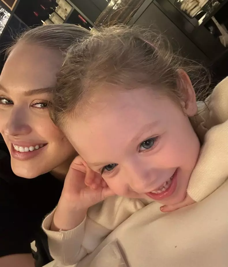 4. Gina Chirilă și fiica ei