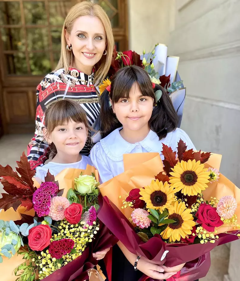 alina-sorescu-prima-zi-de-scoala-fetite-3