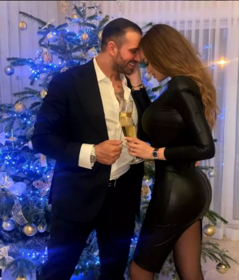 alex-bodi-apel-emotionant-cancan-2a