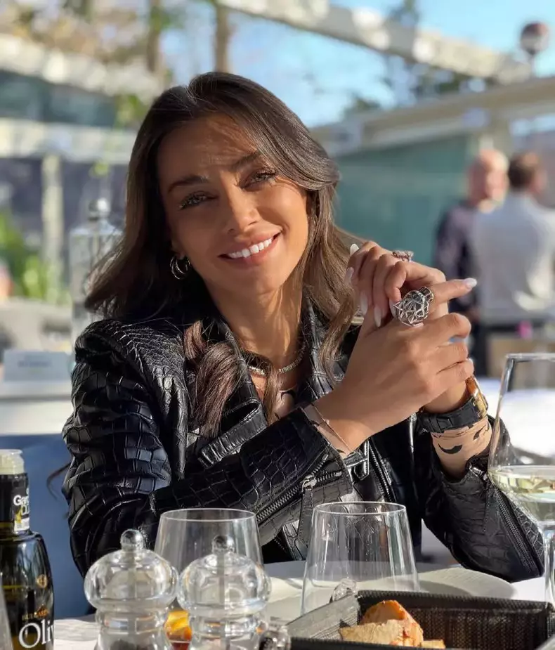 impacare-alex-bodi-oana-marica-8-875x1024