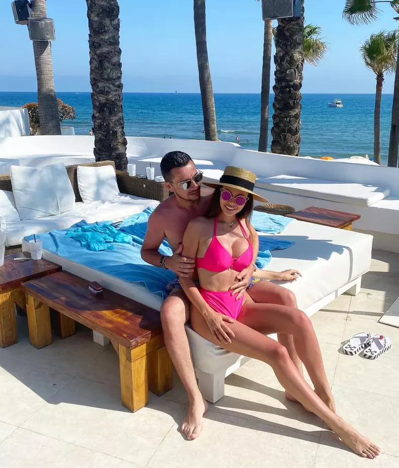 Flick-si-Denisa-Hodisan-3