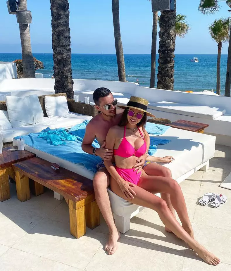 Flick-si-Denisa-Hodisan-3